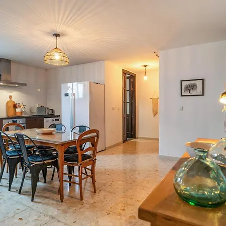 Holiday home Stunning In With Wifi